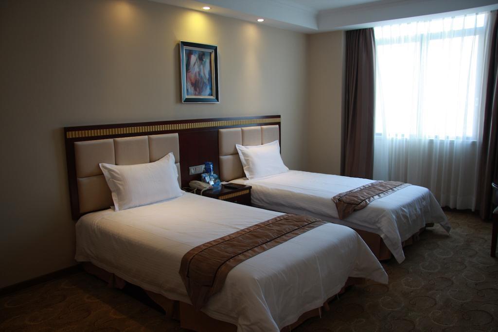 Greentree Inn Guangdong Shantou Chengjiang Road Business Hotel Eksteriør billede